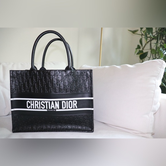 Medium Dior Book Tote Black Perforated and Embossed Dior Oblique Calfskin - Picture 1 of 6